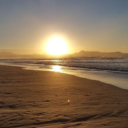 Blue Beach Famara Exterior photo