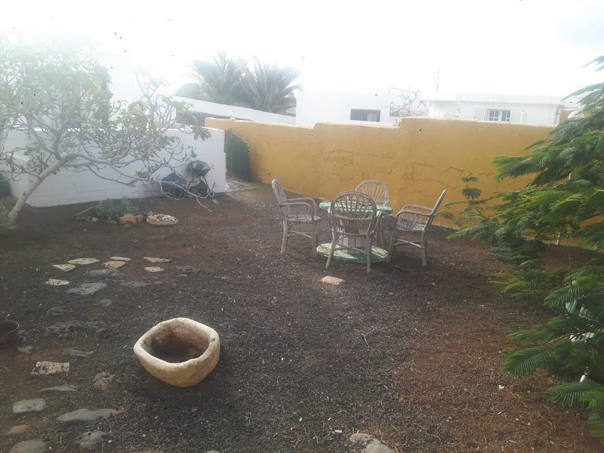 Blue Beach Famara Exterior photo
