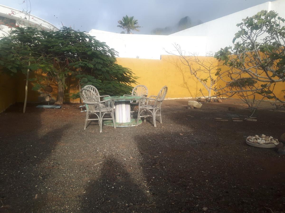 Blue Beach Famara Exterior photo