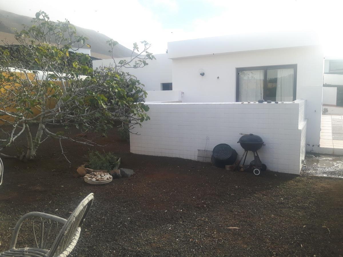 Blue Beach Famara Exterior photo
